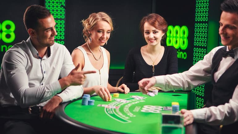 Un tavolo di 888casino con più giocatori