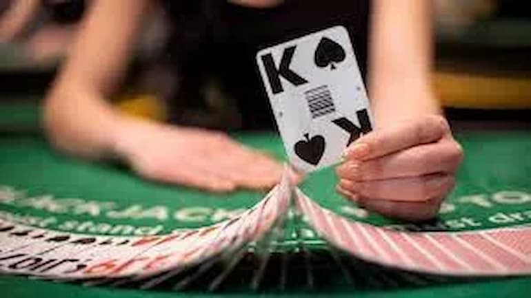 La variante del blackjack inglese