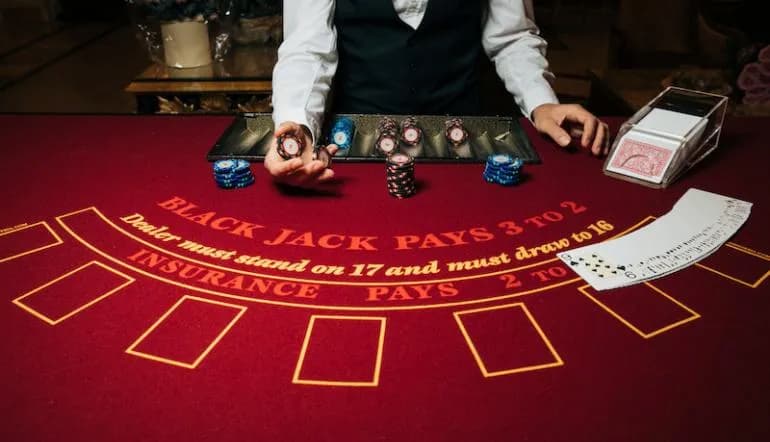 Il tavolo di blackjack