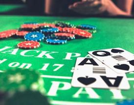 Le probabilità a blackjack: come avere un vantaggio?