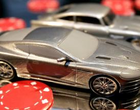 La miniatura di una Bond car!