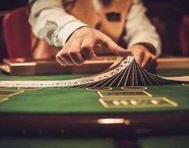 L'abilità di un dealer al casinò
